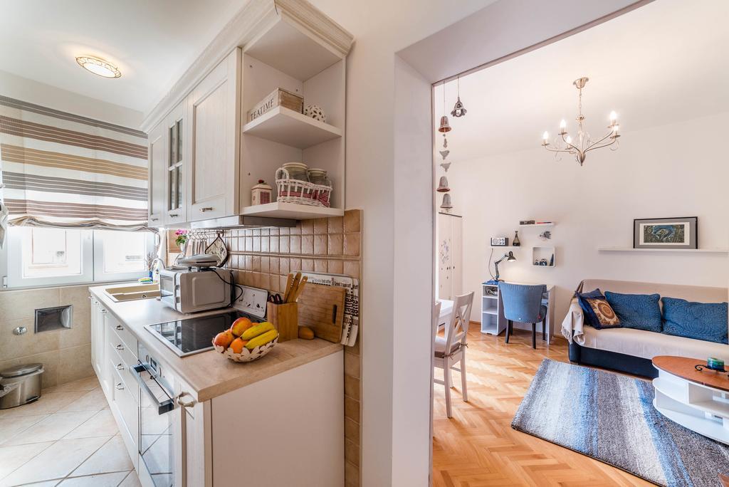 Apartment Aquileia Пула Екстериор снимка