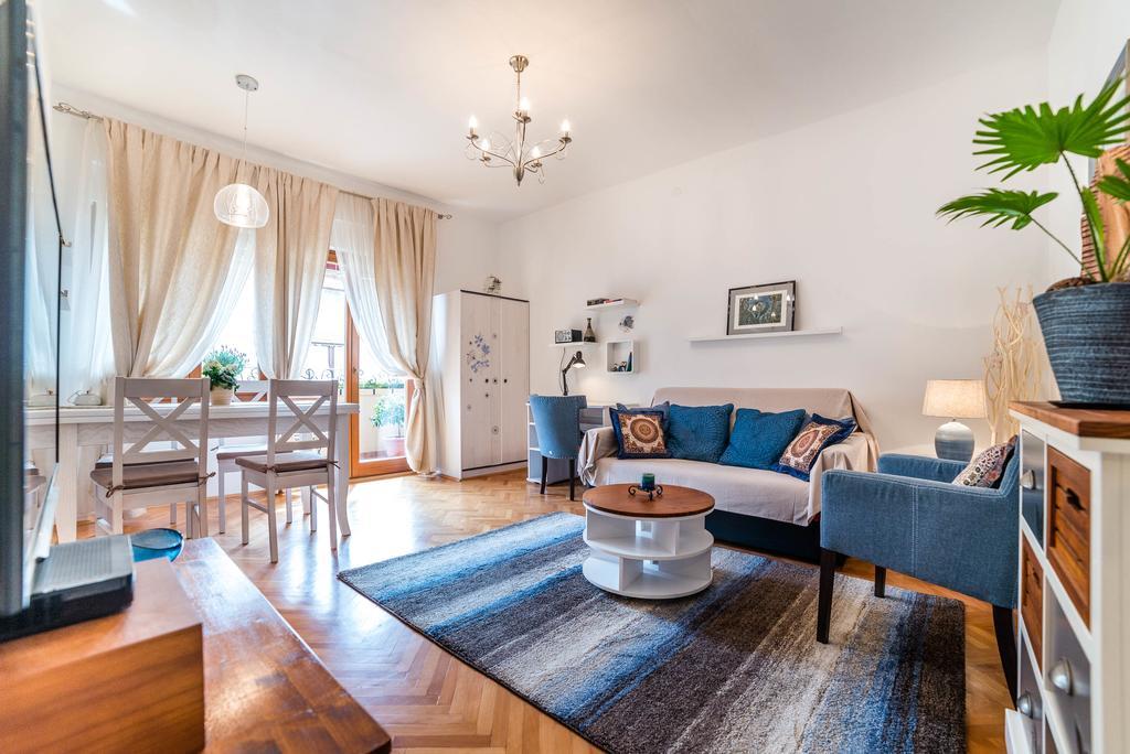 Apartment Aquileia Пула Екстериор снимка